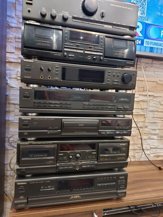 Sprzedam zmieniarkę płyt cd technics