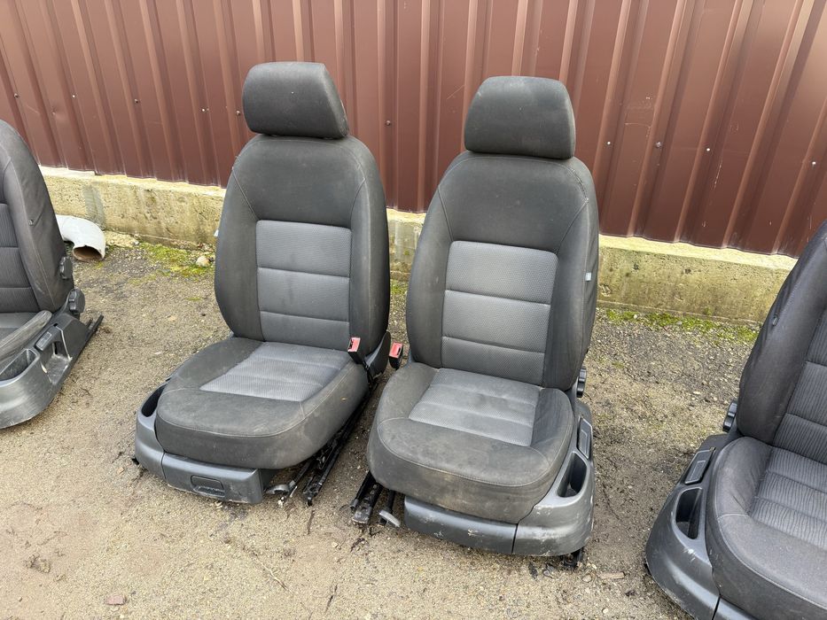 Сидіння шкода октавія а5 сиденья octavia a5 крісло салон сідушки skoda