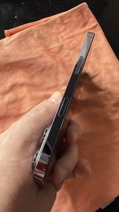 Iphon 14 pro max , 256 mb e -sim