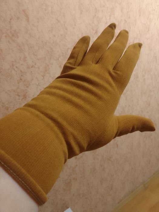 Перчатки женские кожаные утепленные и осенние