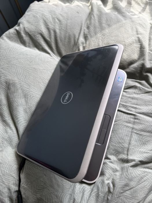 laptop dell inspiron