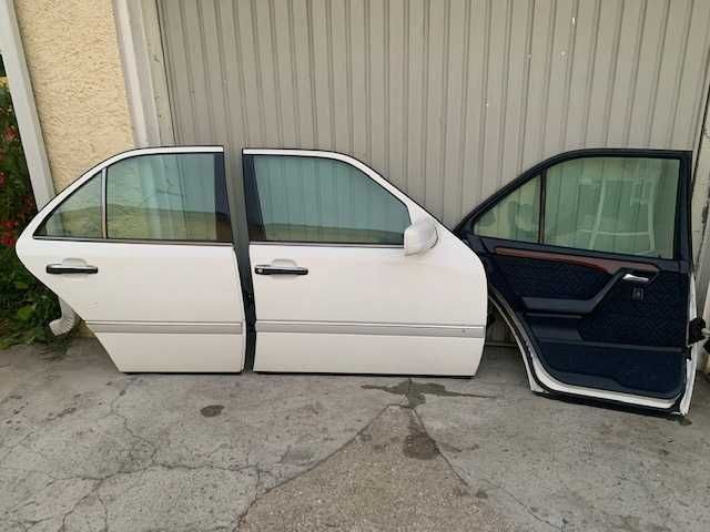 Mercedes w202 Bancos, Portas, Parachoques Traseiro e Outras Peças