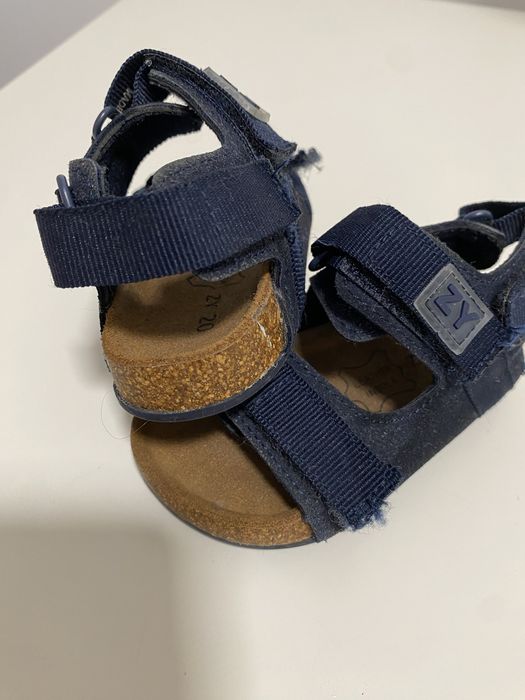 Sandalias zippy tamanho 20