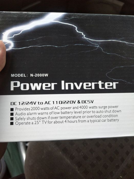 Инвертор 2000 W  . Доставка по городу