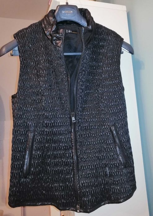 Marc Cain Sports nowa kamizelka damska size N5.