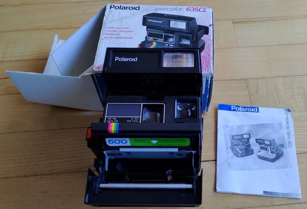 Polaroid Superciliar 635CL