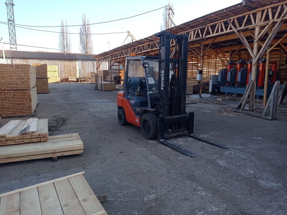 Навантажувач вилковий Toyota 02-8FGF30