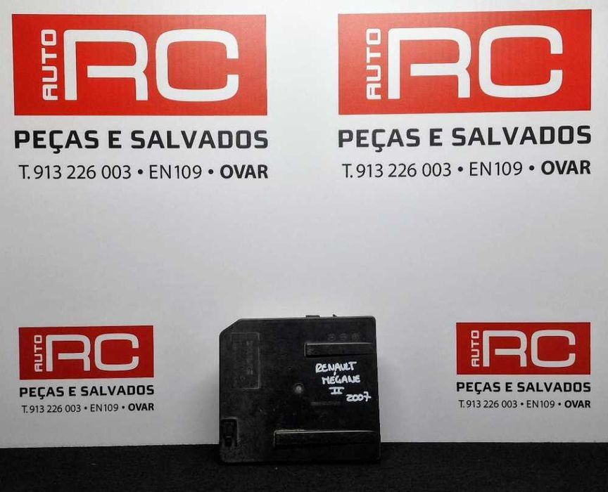 Caixa Fusíveis / SAM / BSI RENAULT MEGANE II três volumes (LM0/1_) ano 2003