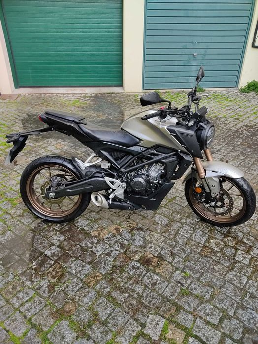 Mota Honda CB125R /2023