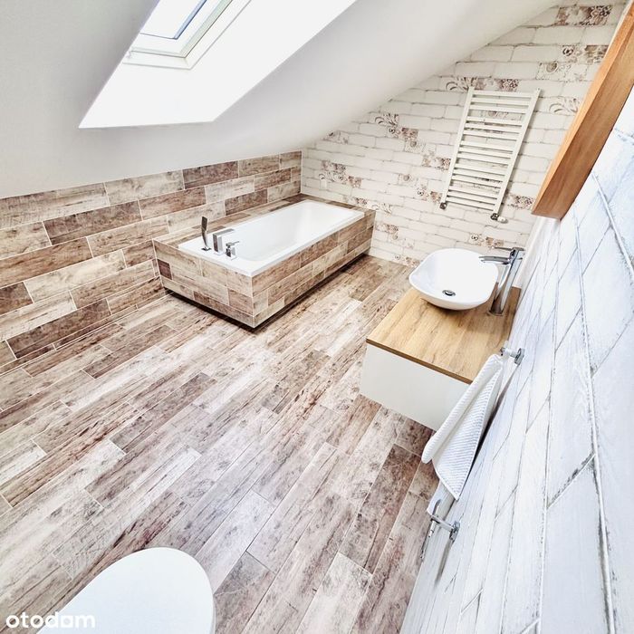 Dom pod działalność I HALA 100m2 + GARAŻ 39m2
