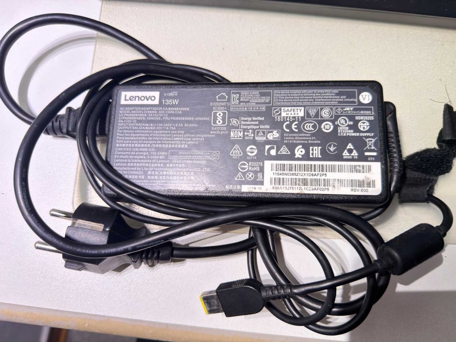 Carregador Lenovo Original 135W-20V-6.75A - Gamming - P50 - ETccc