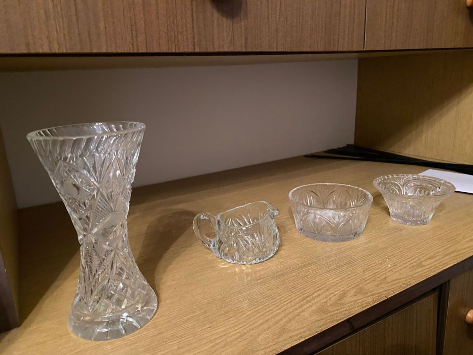 Wazon kryształowy i 3 miseczki