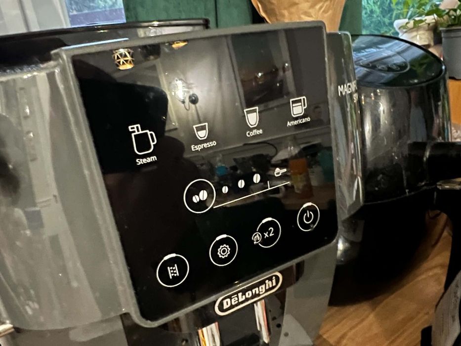Ekspres Delonghi Magnifica Start ECAM 220