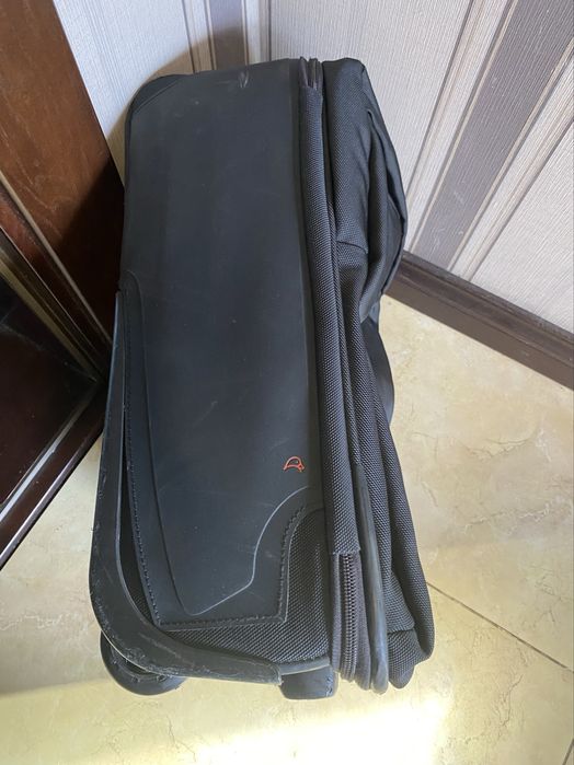 Дорожный чемодан Mandarina Duck