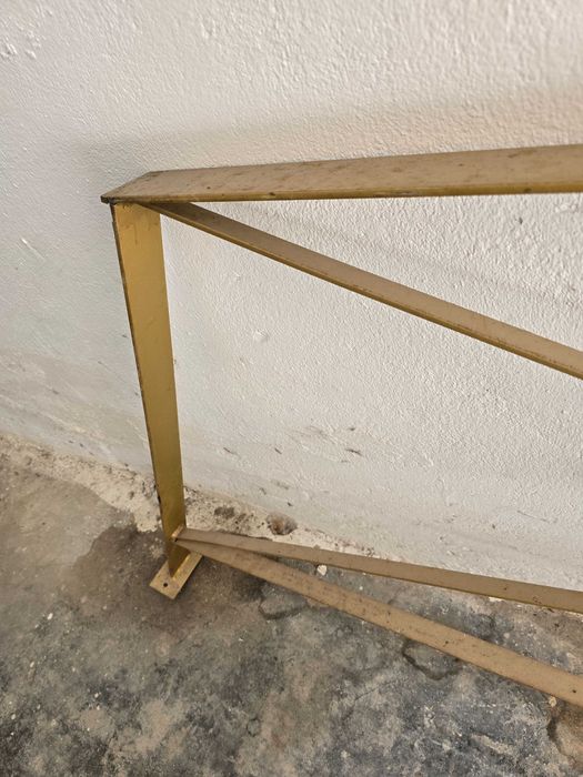 Grades de ferro de escadas