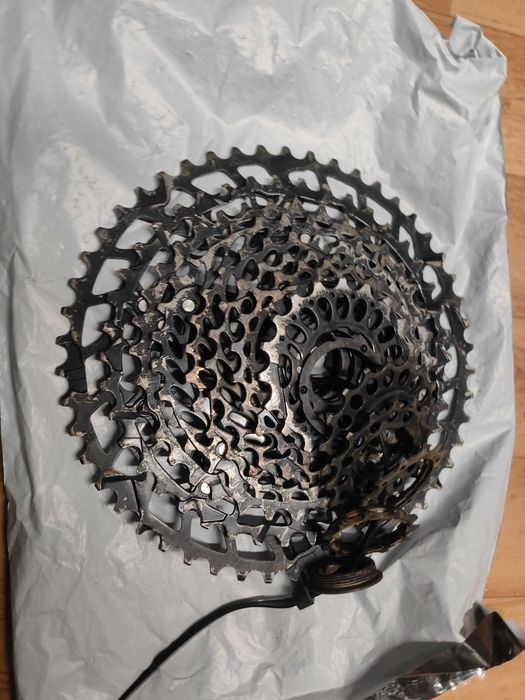 Kaseta sram nx eagle 11-50 12 rz pod bębenek Shimano hg