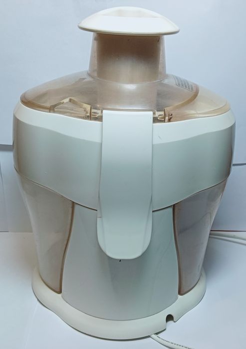 Соковижималка Clatronic АЕ 2758