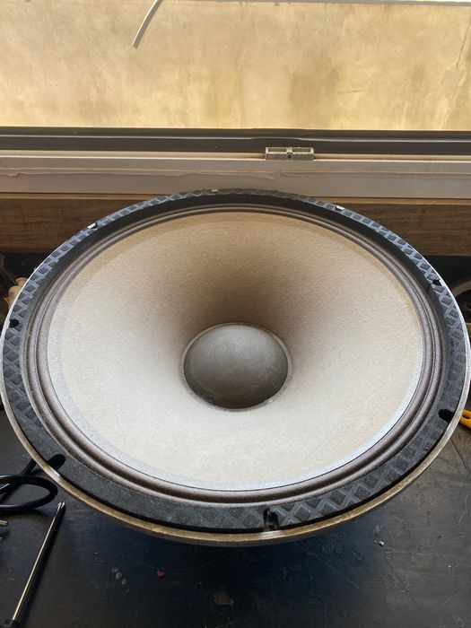 Woofers e tweeter jbl e dinacord