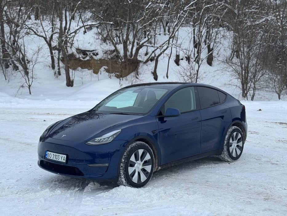 Tesla Model Y 2021