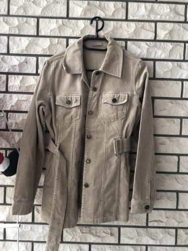 Płaszczyk płaszcz krótki beżowy rozm. L Di bang