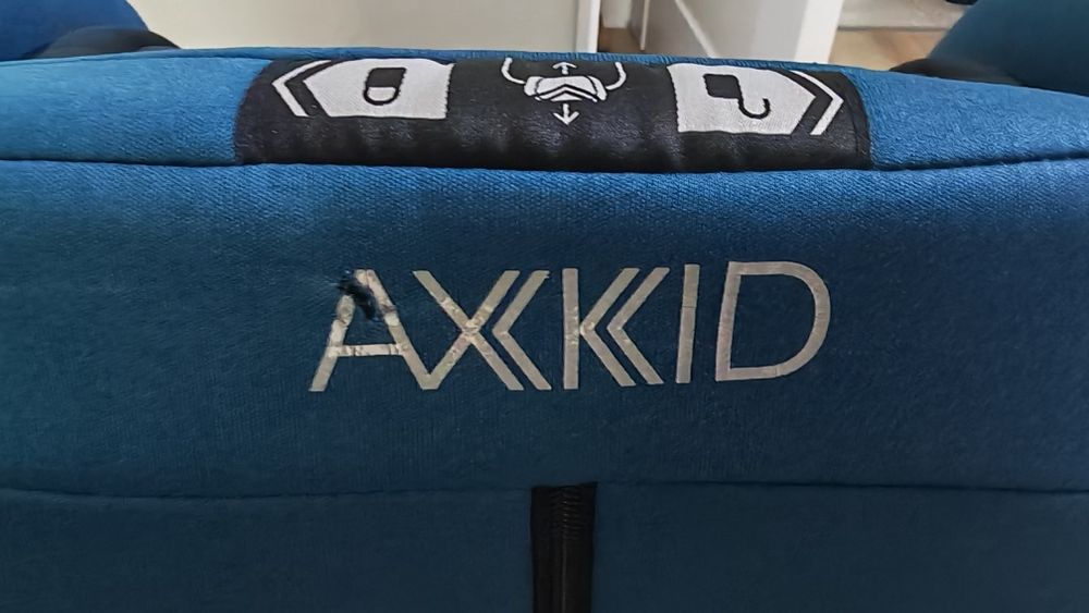Fotelik RWF Axkid Minikid 9-25 kg, Plus Test, niebieski