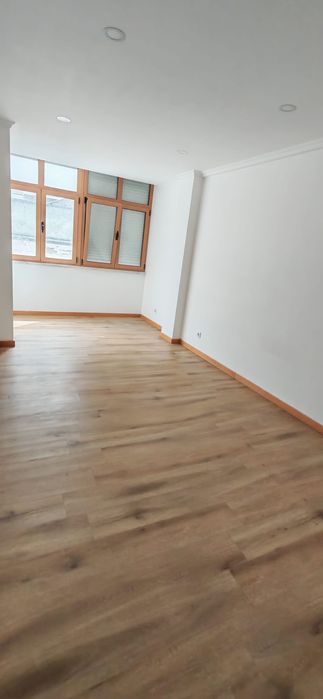 Arrendo Apartamento T4