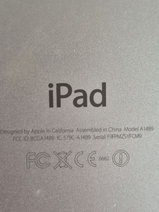 Ipad apple usado e com capa