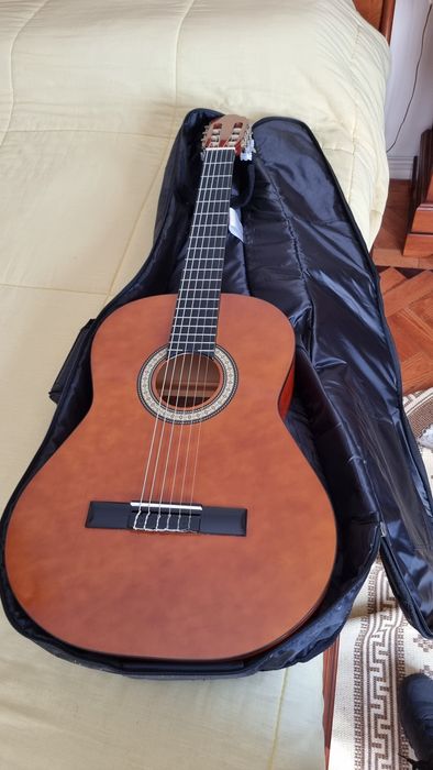 Guitarra Acústica NOVA