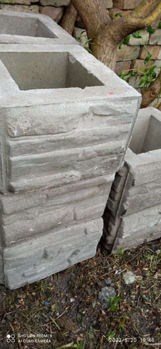 Pustak słupkowy/gazon