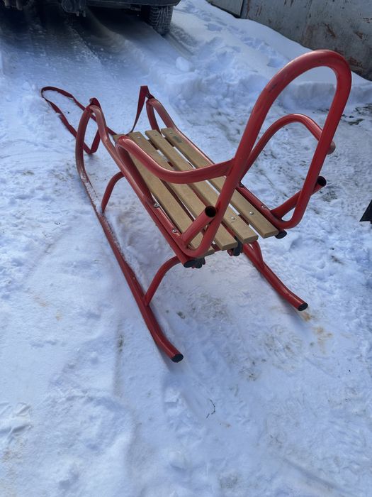 Продам санки TAKO