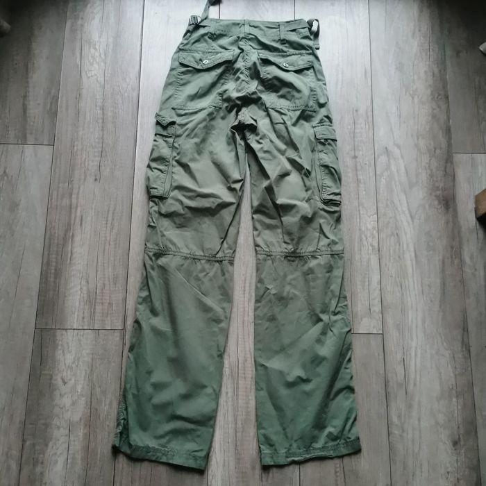 Bojówki r. 32 BERESHKA