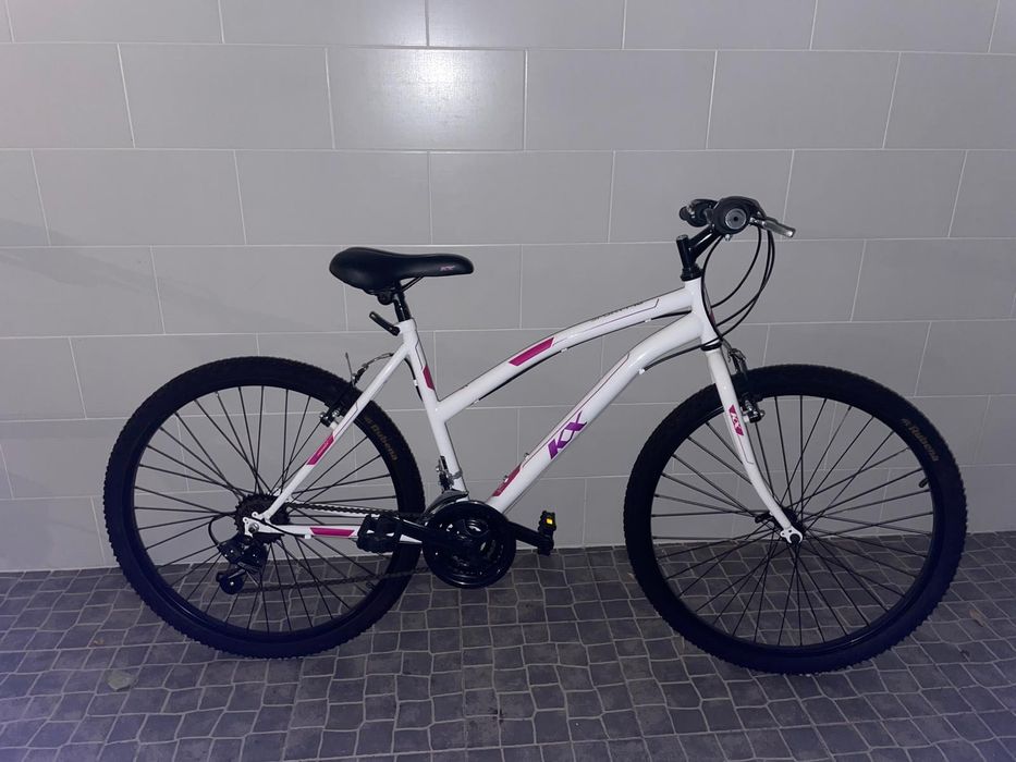 Bicicleta de Mulher Nova