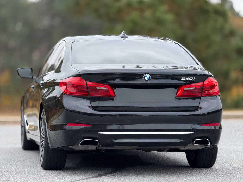 BMW 5 Series 540i      2018