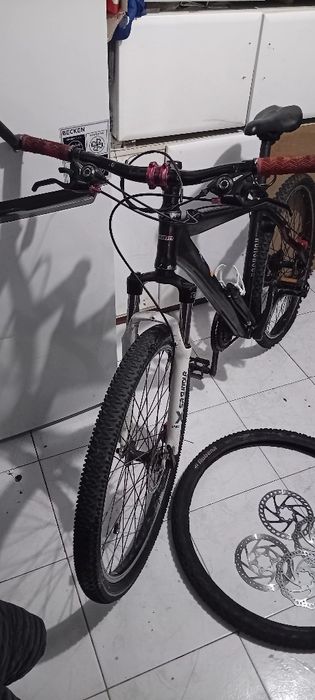 Vendo bicicleta: ler anúncio