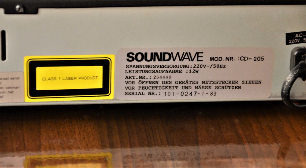 CD player SoundWave CD-205 / CD програвач