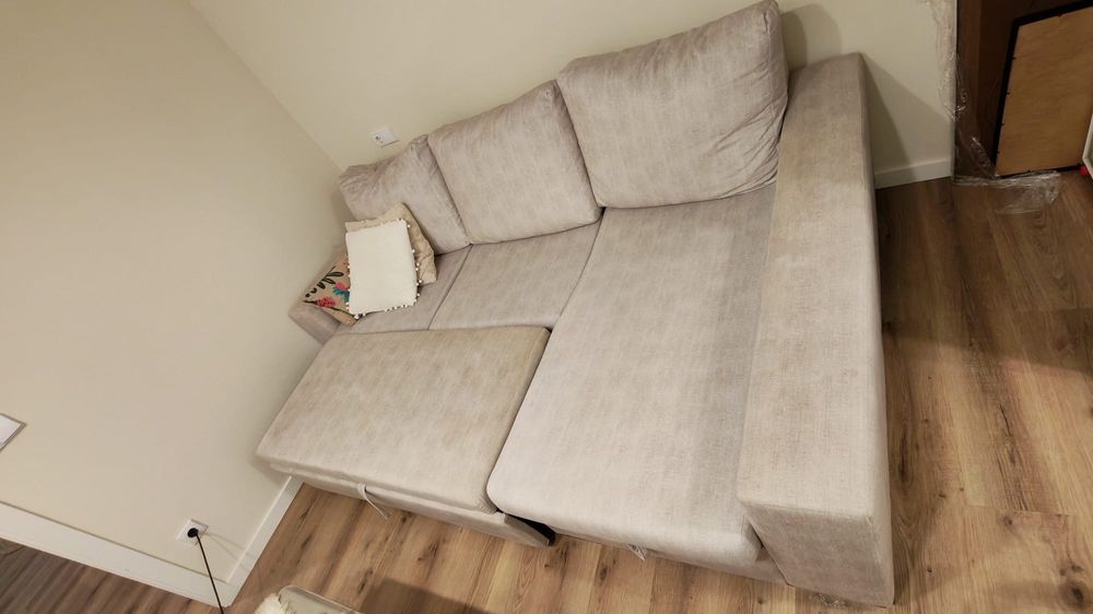 Sofa 3 lugares.