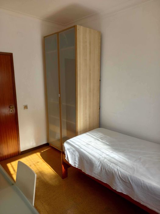 Quarto individual junto da Interface Transportes de Setúbal