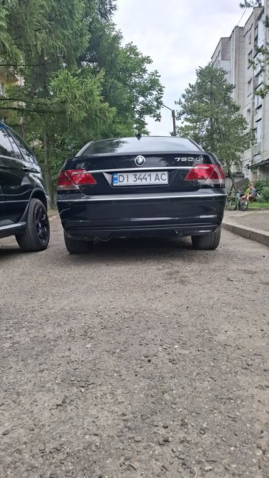 Продаж БМВ 750Li