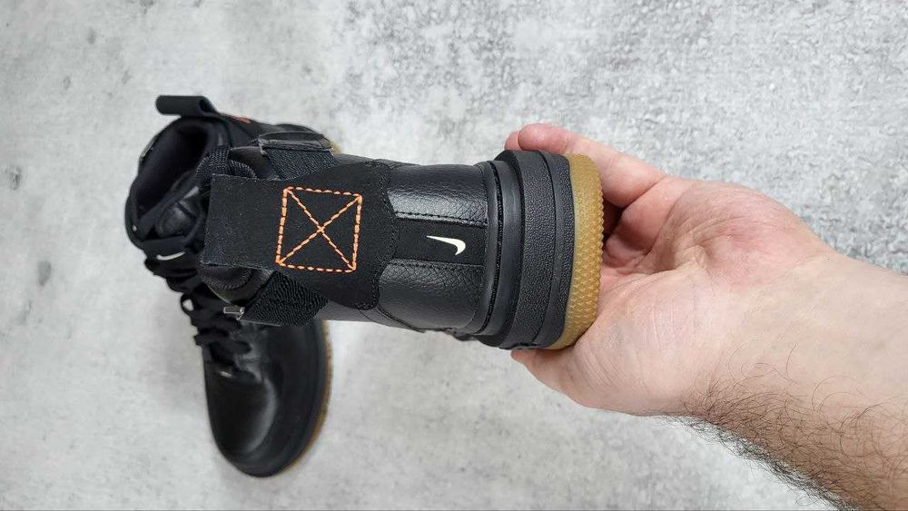 Розпродаж Зимові кросівки Nike Air Force 1 Utility 2.0 (EUR-38.5-40.5)