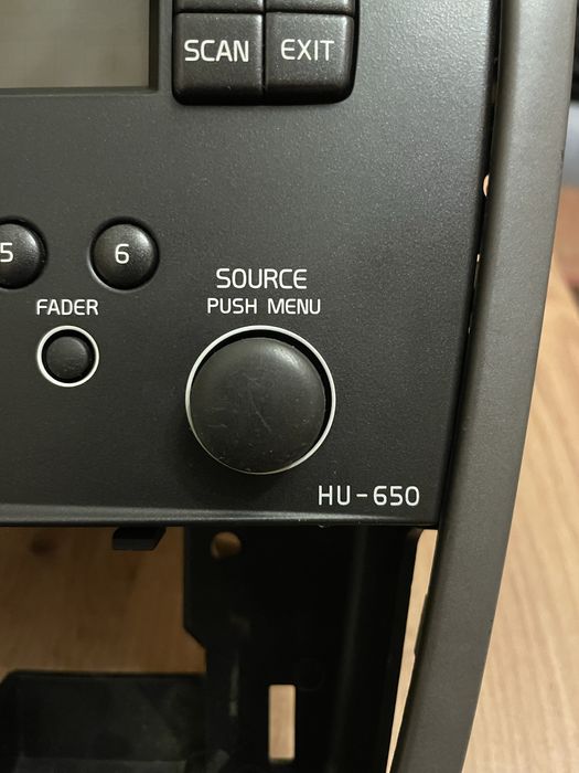 Radio Volvo HU650
