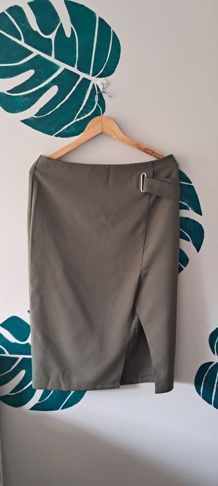 Spodnica khaki midi XL