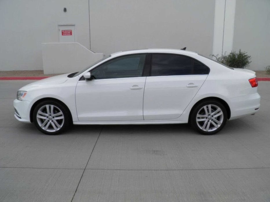 Volkswagen Jetta      2016