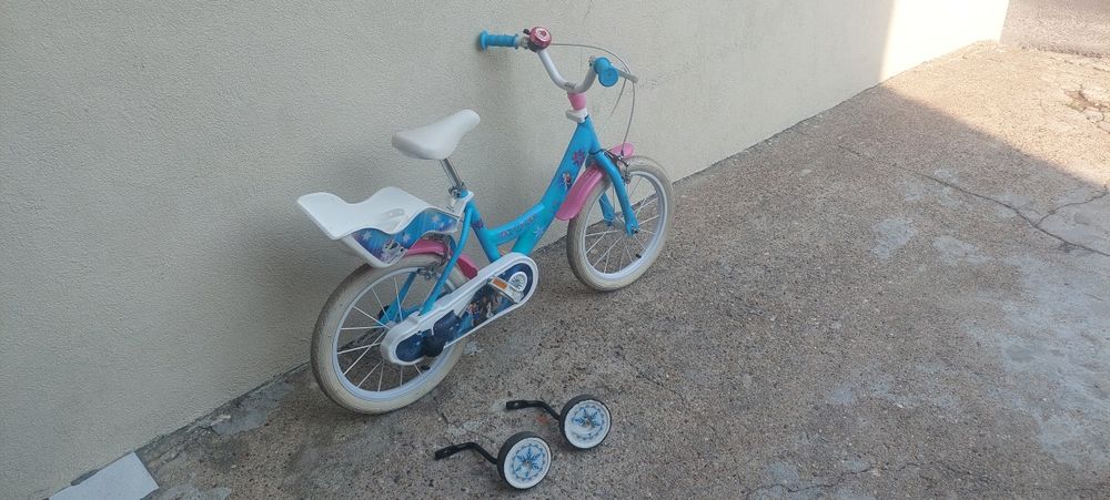 Bicicleta menina