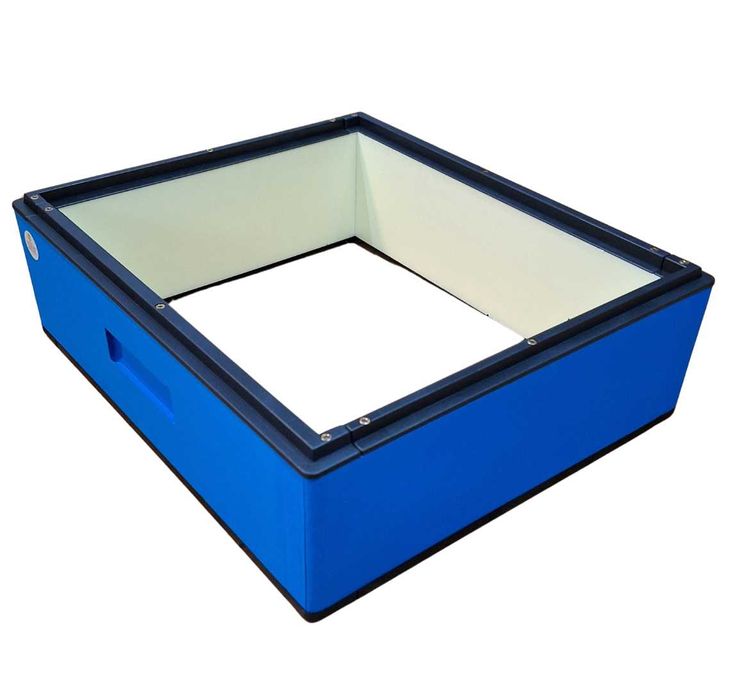 Nadstawka (półkorpus) 1/2 Dadant styrodur 700 malowany wręgi plastik