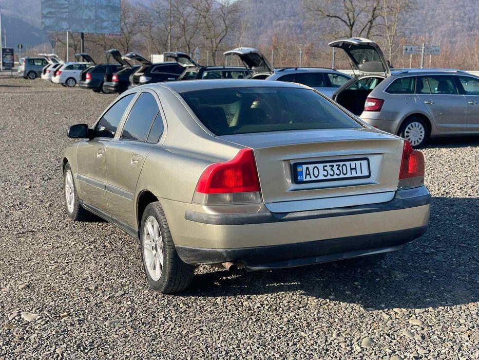 Вольво 2.4 benzin