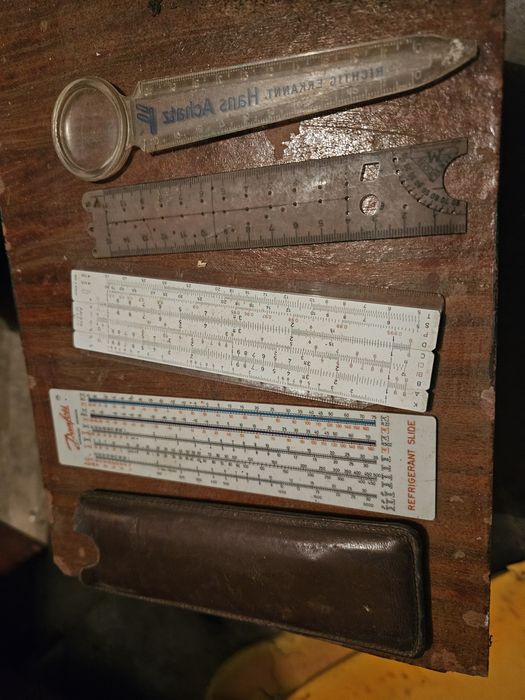 Лінійки для вимірювання. Комплект