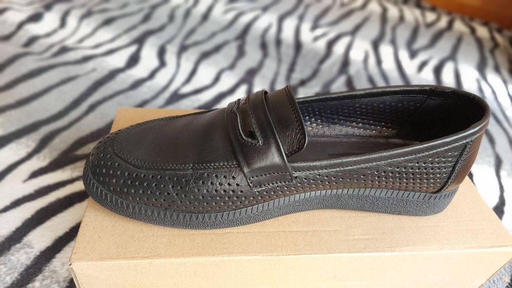 Жіночі туфлі чорні 39 р устілка 25,5 см натуральна шкіра женские туфли