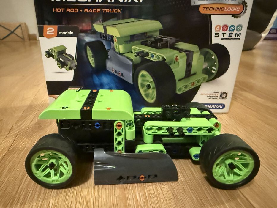 50315 Clementoni Laboratotium Mechaniki Hot Rod + Race Truck Auto 2w1
