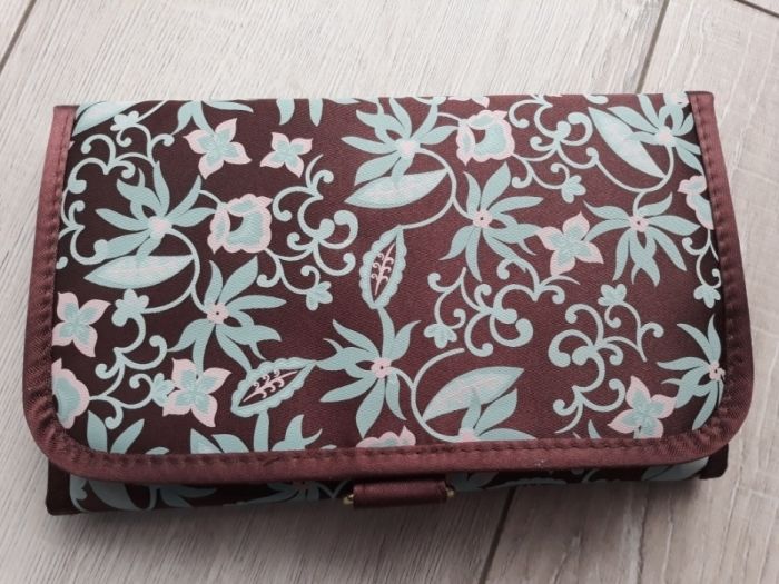 Nowy Organizer, kosmetyczka z dodatkami