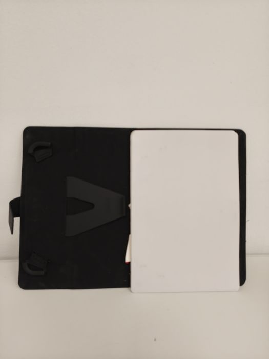 Uniwersalne etui SBS Smart Book Case do tabletu do 11